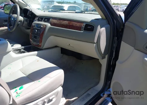 2008 Chevrolet Tahoe Lt z USA, uszkodzony, nr VIN 1GNFK13028J202535